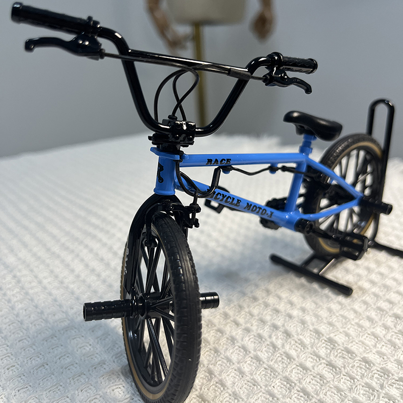 1:8 미니 모델 합금 자전거 주차 랙 다이 캐스트 장 - Mountain Biking Gifts 리뷰 및 가격